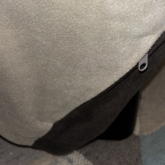 XXL Mens Columbia fleece vest. Sage green and army green zip front - Picture 8 of 8